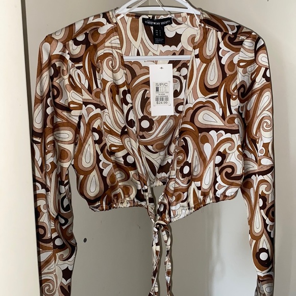 Urban Planet top - Picture 1 of 3